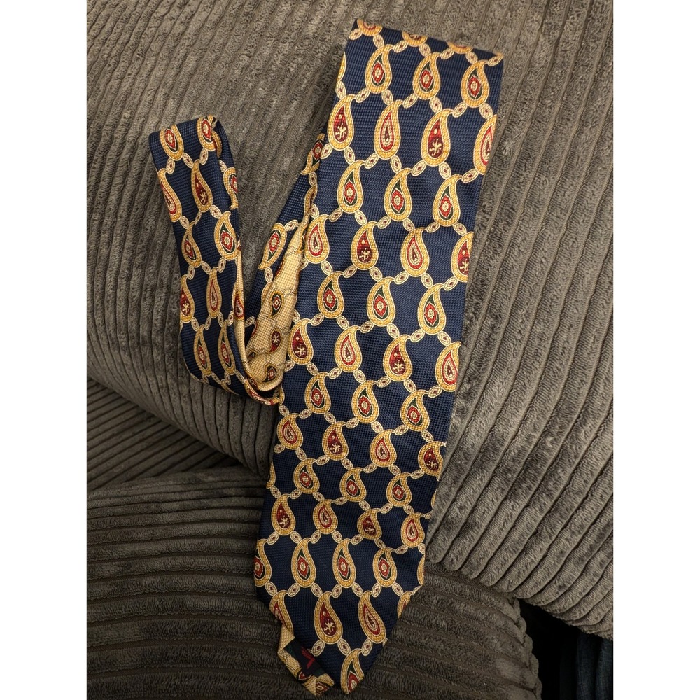 Tommy Hilfiger Mens Navy Blue Gold Paisley Chain Link 100% Italian Silk Tie USA